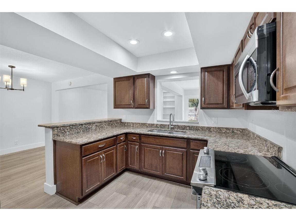 4573 20th Avenue N Saint Petersburg FL 33713 TB8454969 image10