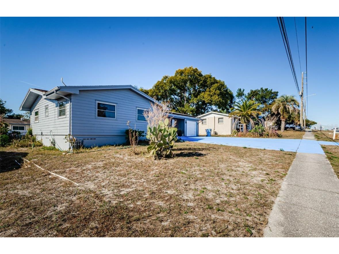 4573 Deltona Boulevard Spring Hill FL 34606 TB8337634 image3