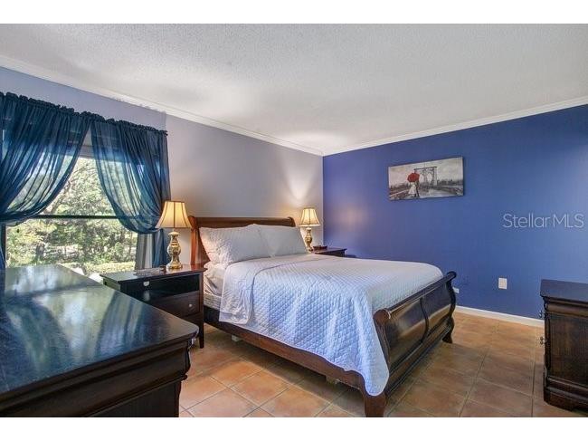 4574 Ringwood Meadow #4 Sarasota FL 34235 A4670157 image18