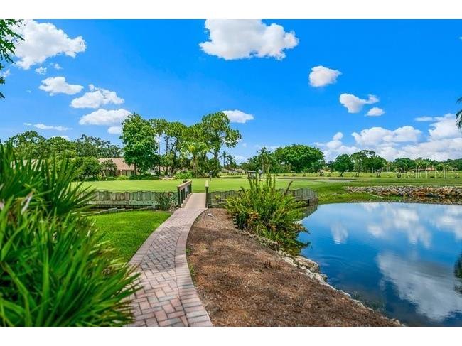 4574 Ringwood Meadow #4 Sarasota FL 34235 A4670157 image23