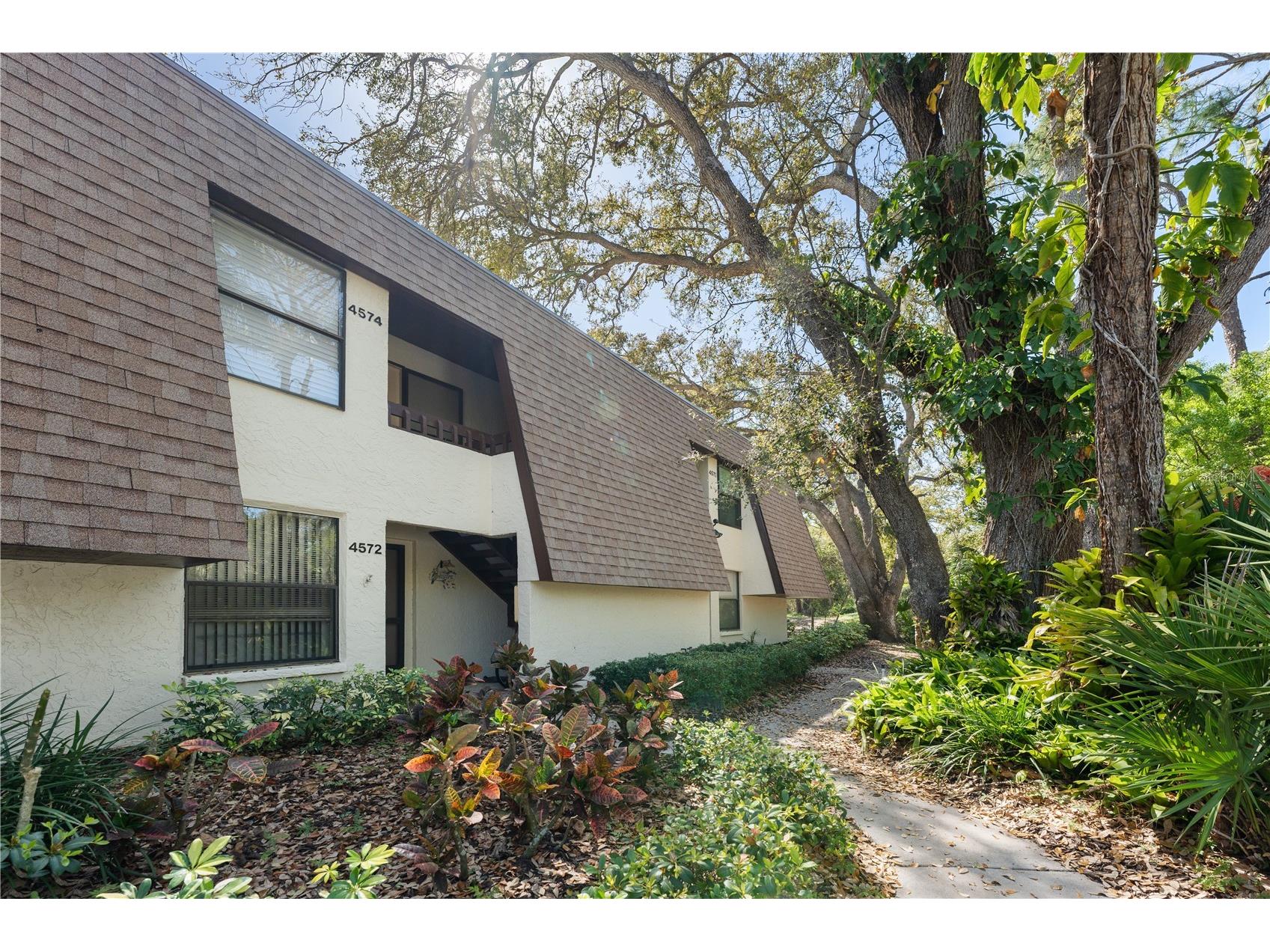 4574 Ringwood Meadow #4 Sarasota FL 34235 O6388000 image1