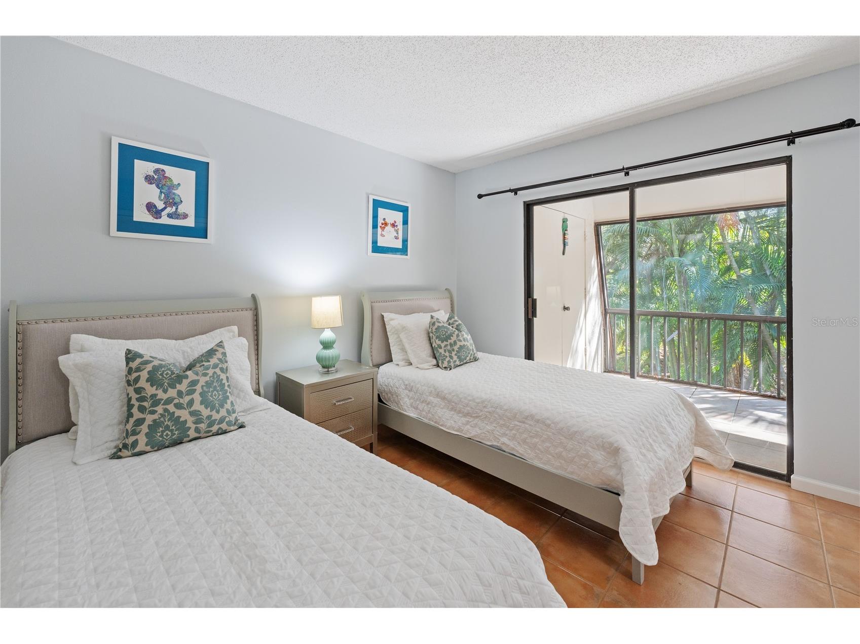 4574 Ringwood Meadow #4 Sarasota FL 34235 O6388000 image15