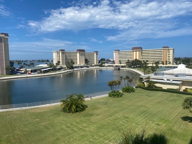 4575 Cove Cir #505 Saint Petersburg FL 33708 TB8511716 image2