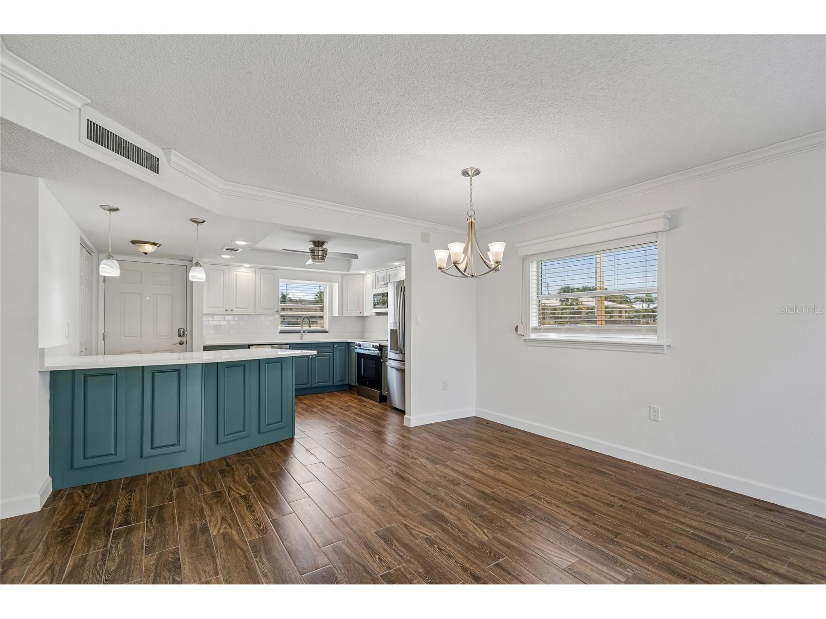 4575 Cove Circle #101 Saint Petersburg FL 33708 TB8528026 image13