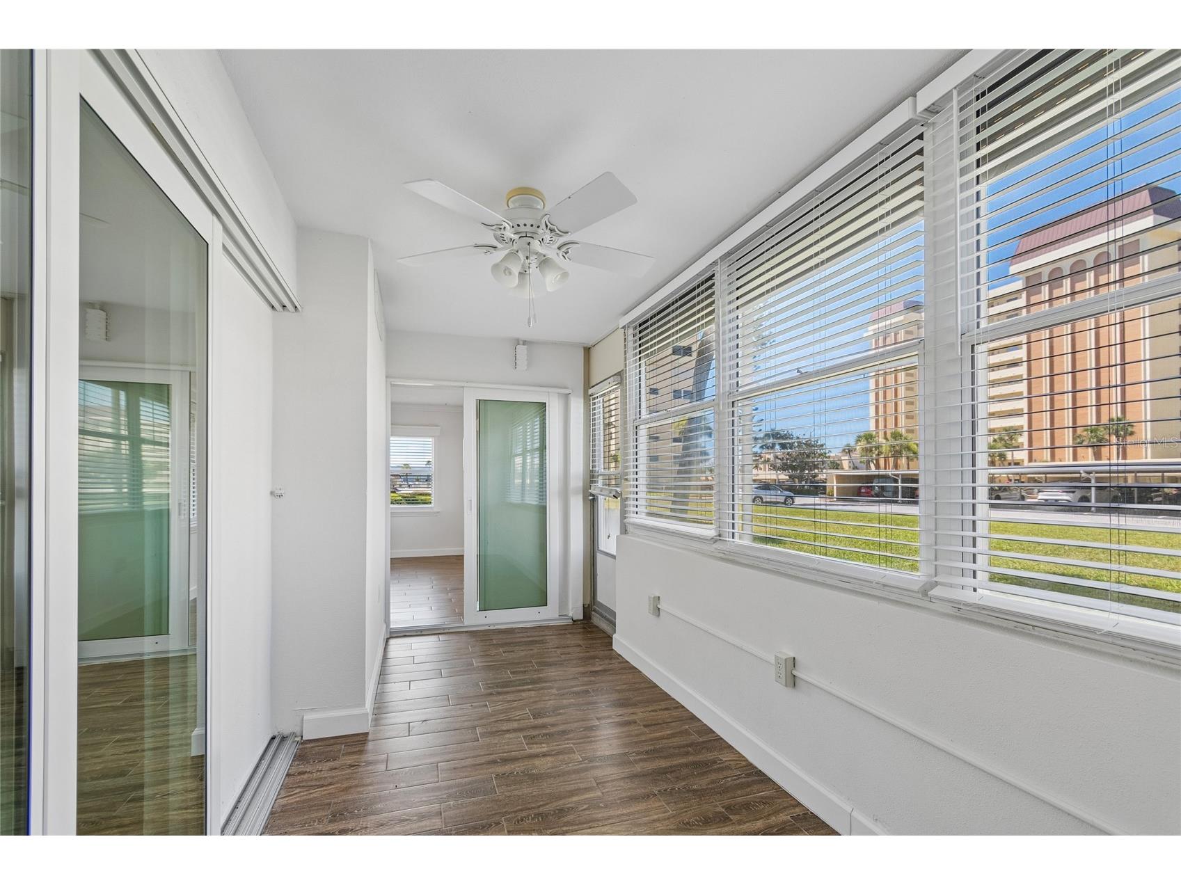 4575 Cove Circle #101 Saint Petersburg FL 33708 TB8528026 image20