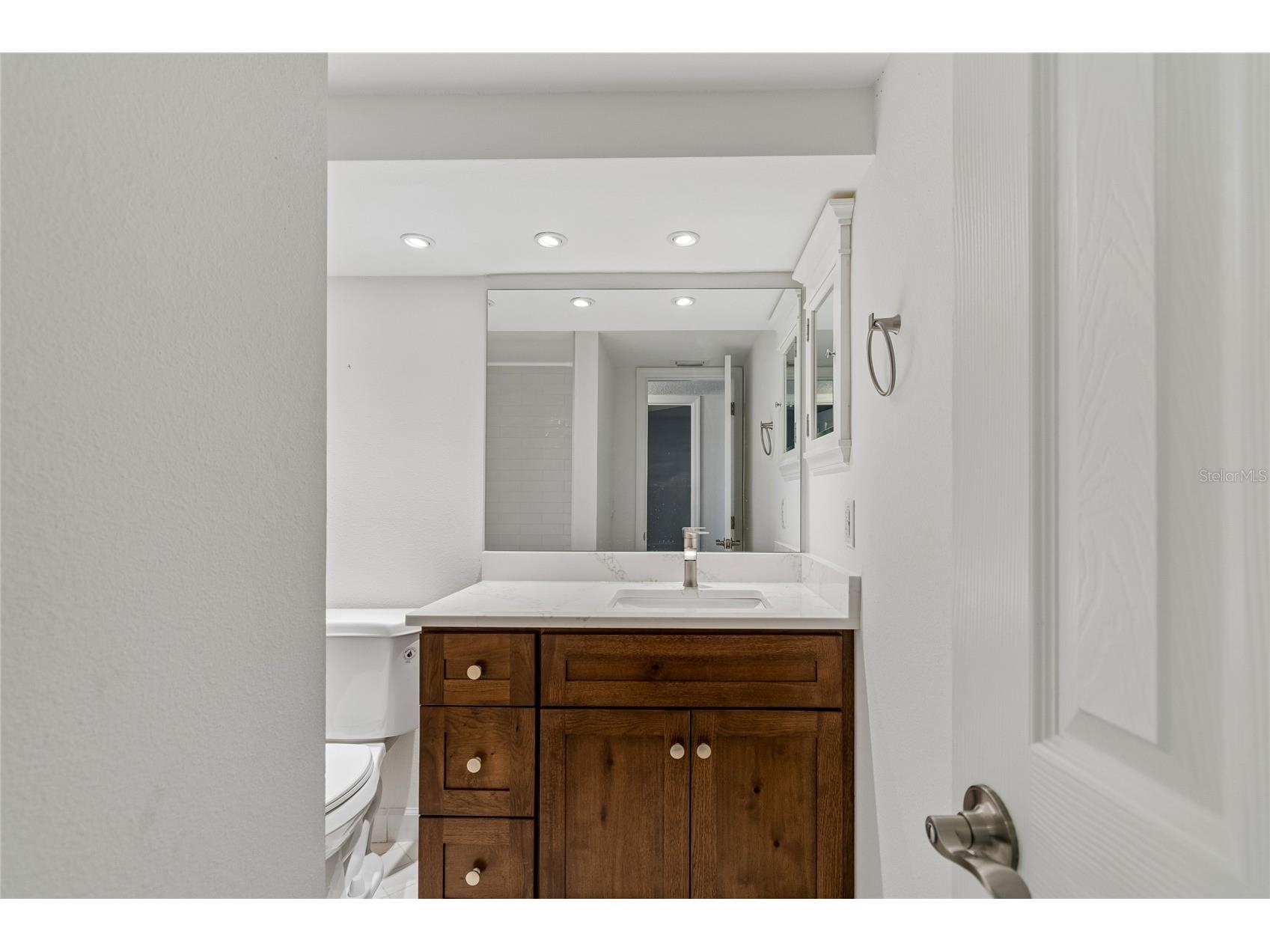 4575 Cove Circle #101 Saint Petersburg FL 33708 TB8528026 image28