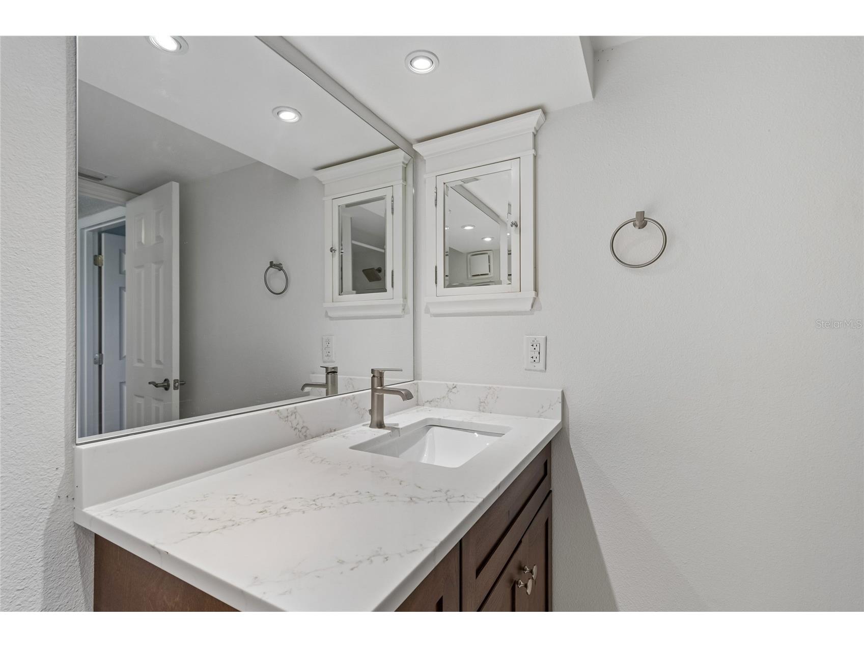 4575 Cove Circle #101 Saint Petersburg FL 33708 TB8528026 image30