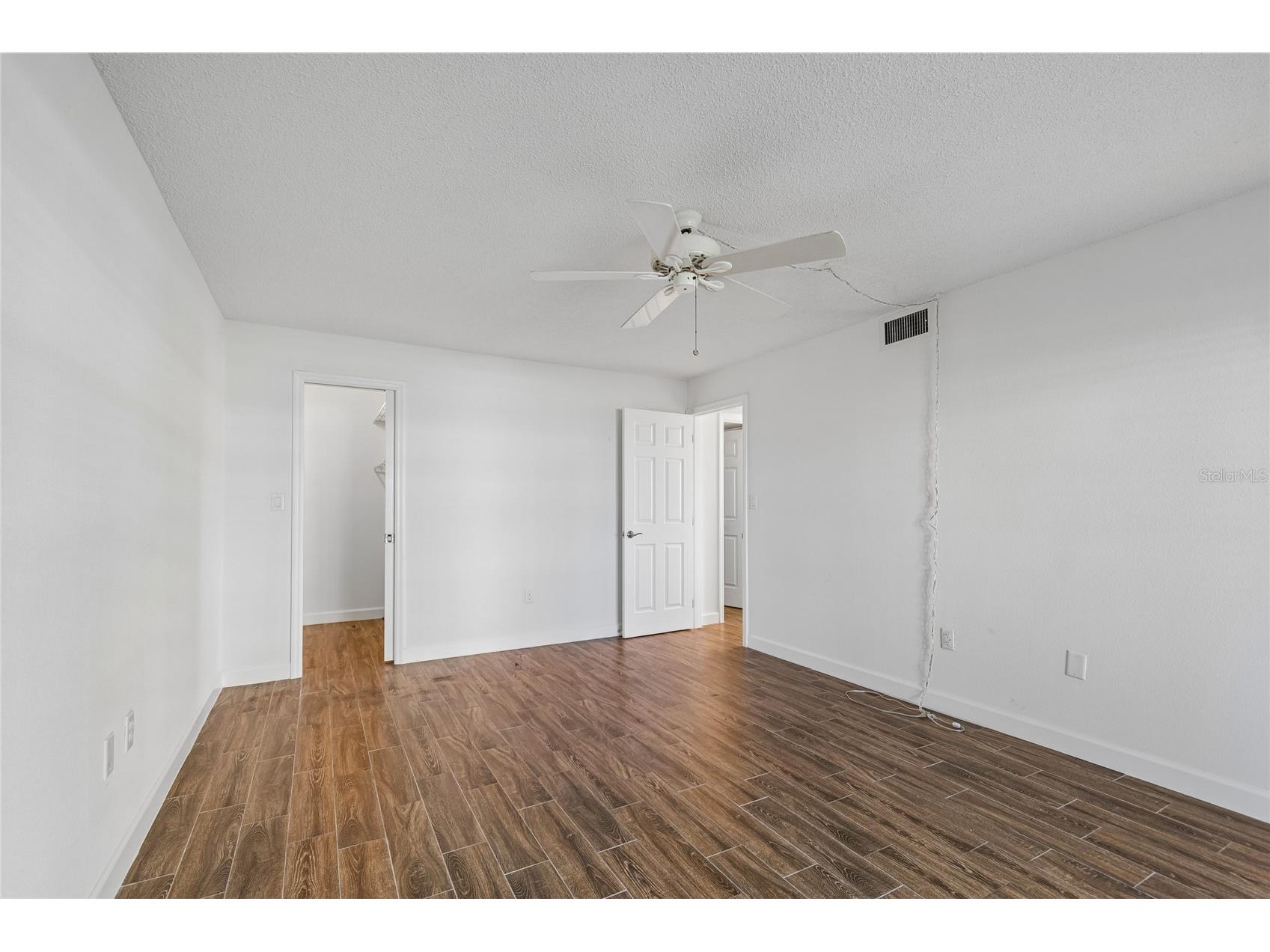 4575 Cove Circle #101 Saint Petersburg FL 33708 TB8528026 image34