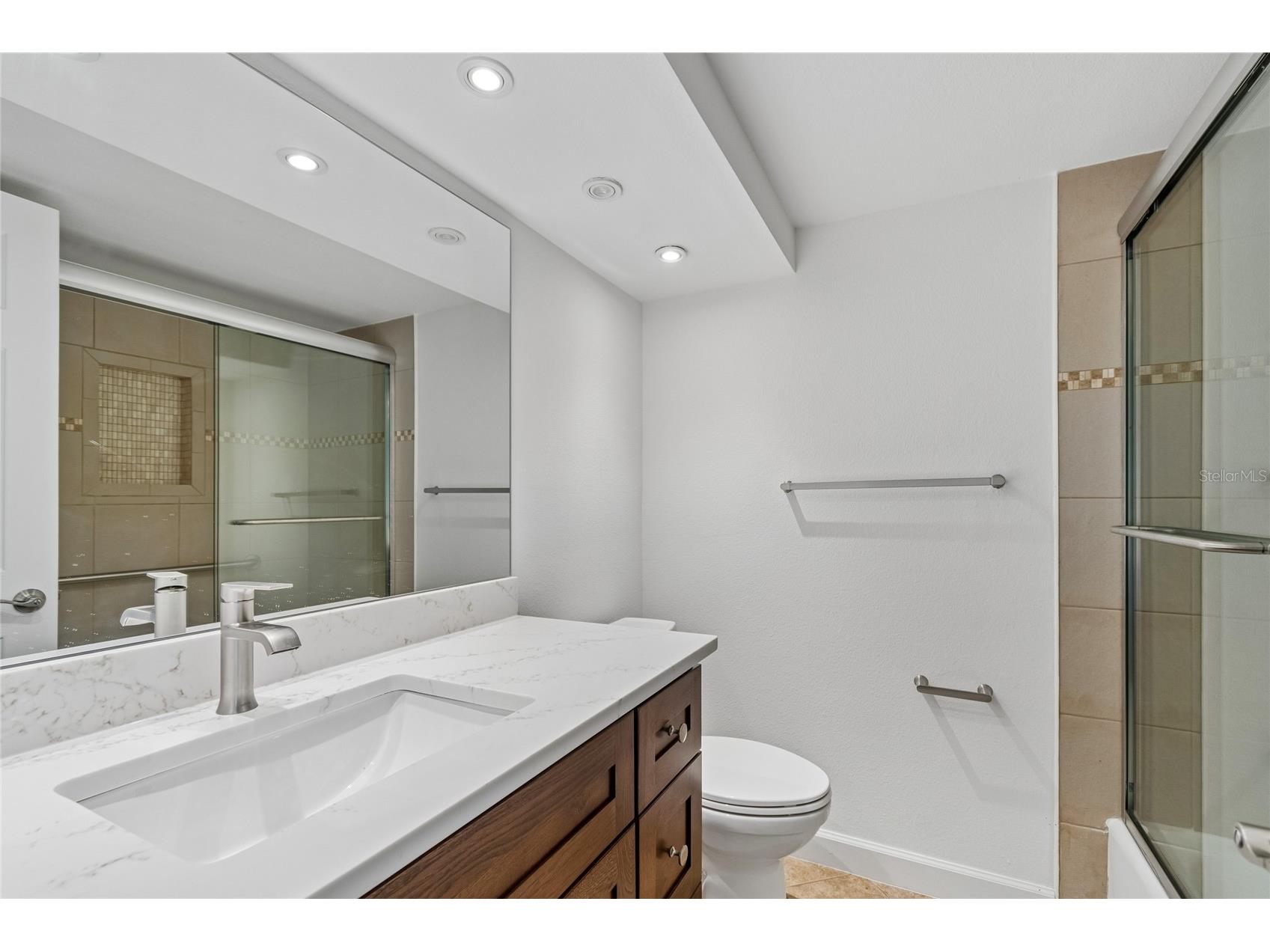 4575 Cove Circle #101 Saint Petersburg FL 33708 TB8528026 image37