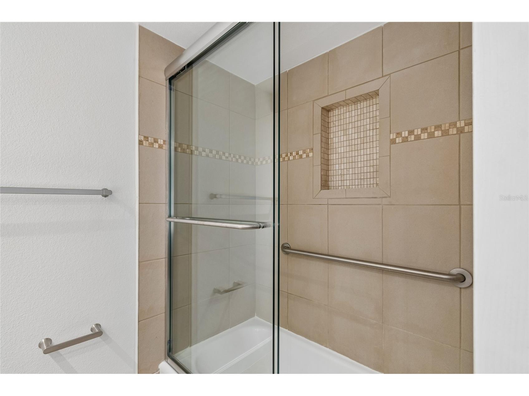 4575 Cove Circle #101 Saint Petersburg FL 33708 TB8528026 image38