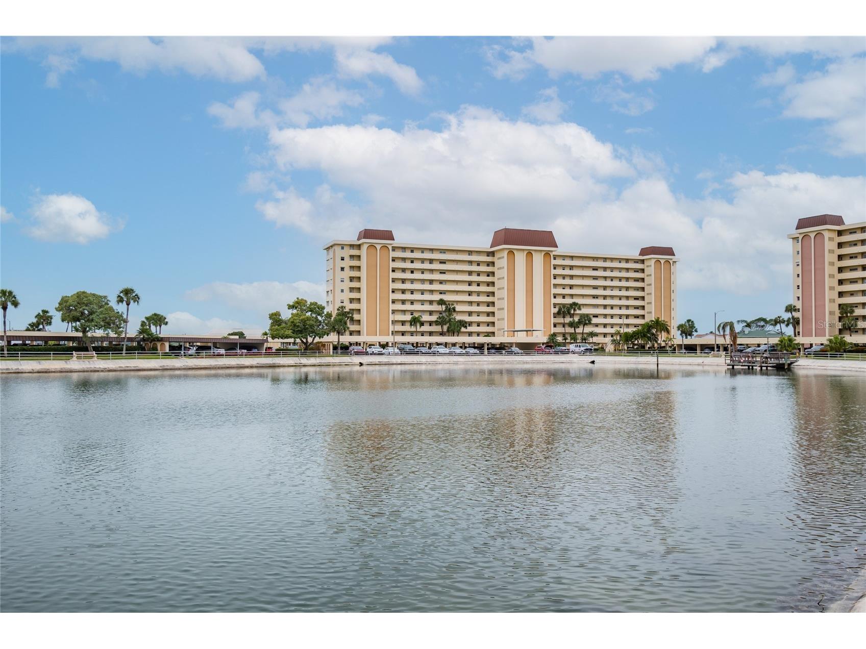 4575 Cove Circle #101 Saint Petersburg FL 33708 TB8528026 image54