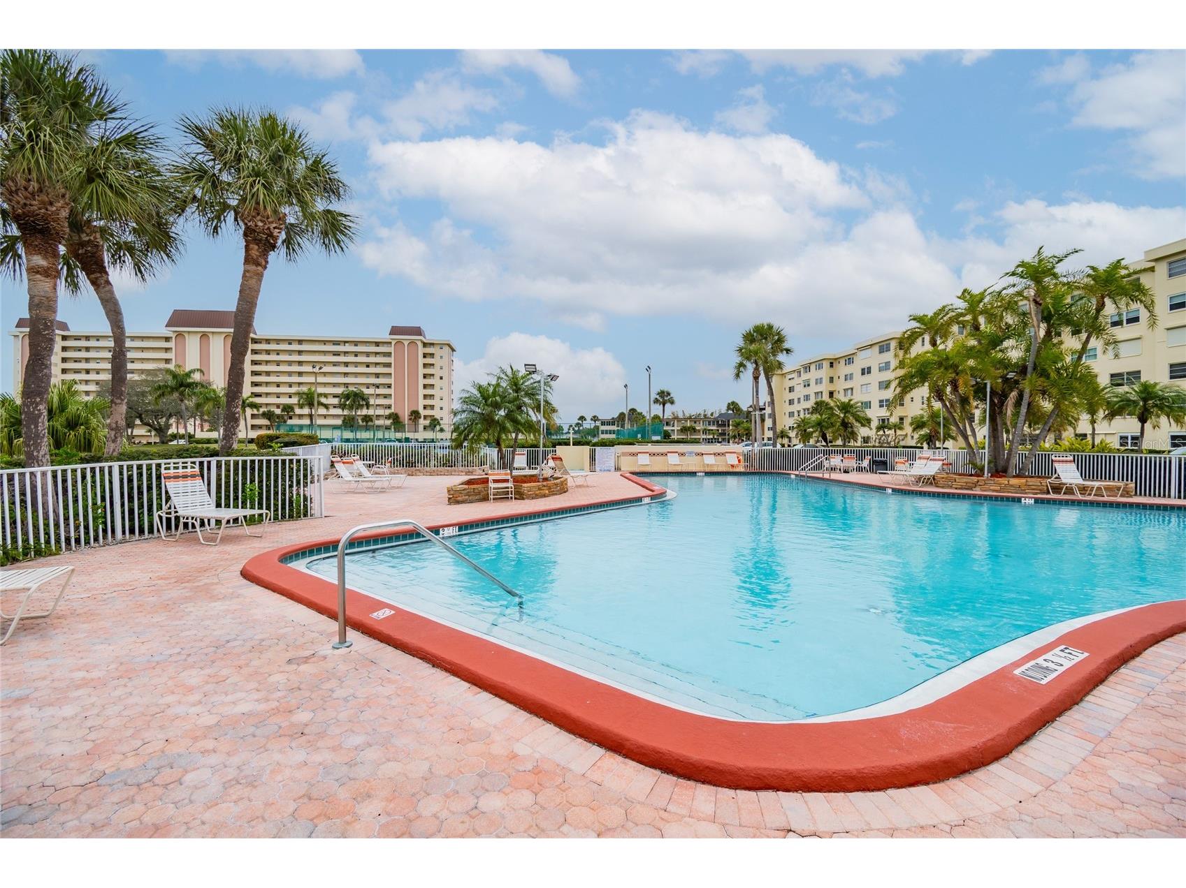 4575 Cove Circle #101 Saint Petersburg FL 33708 TB8528026 image57