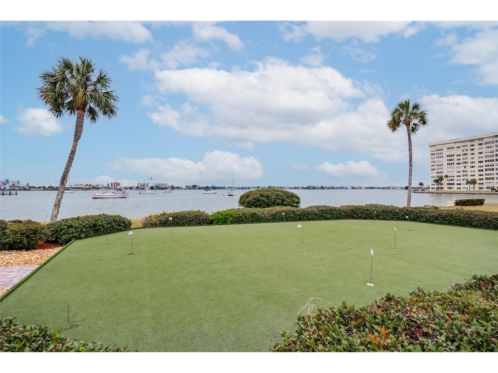 4575 Cove Circle #101 Saint Petersburg FL 33708 TB8528026 image61
