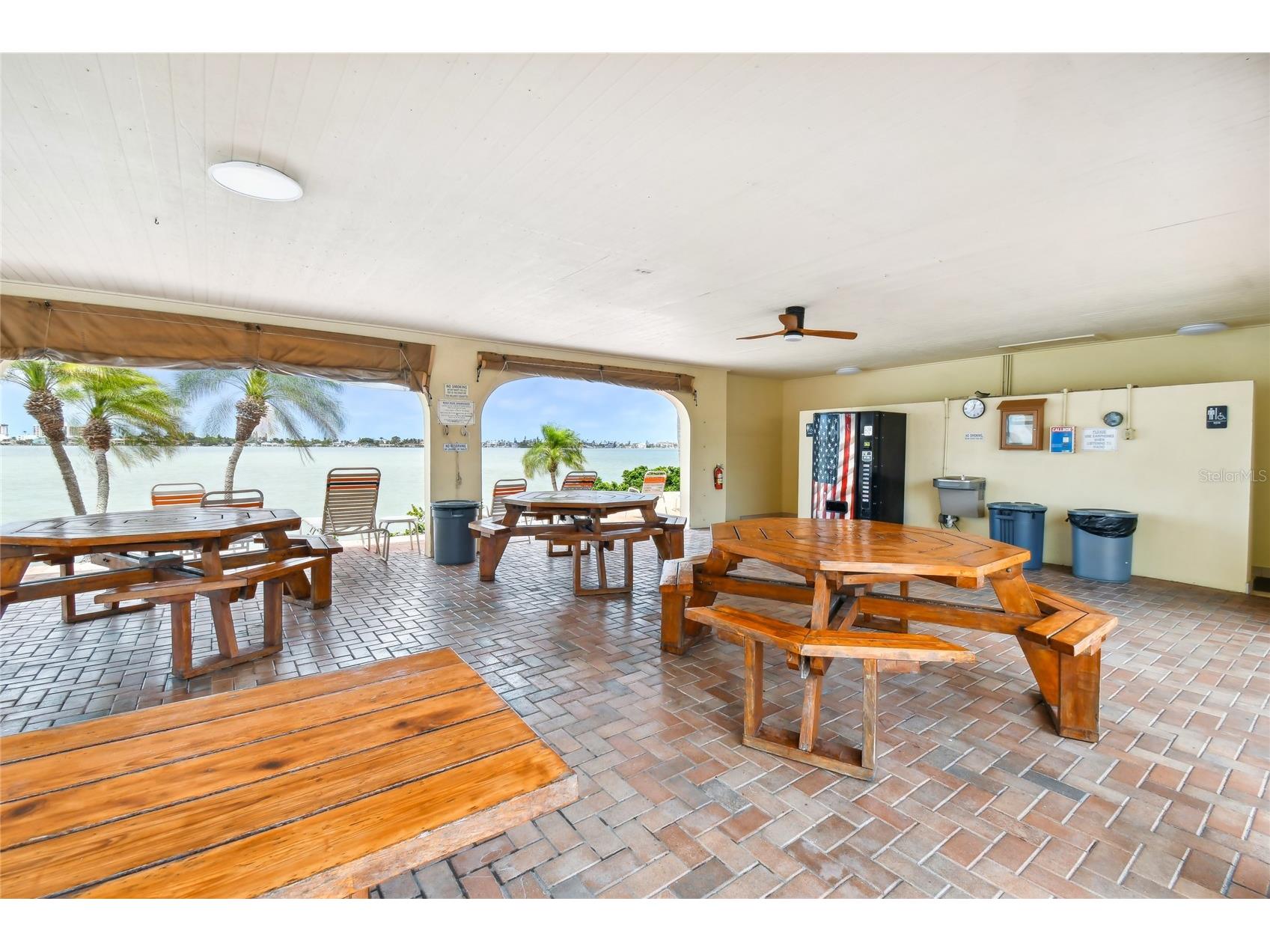 4575 Cove Circle #101 Saint Petersburg FL 33708 TB8528026 image65