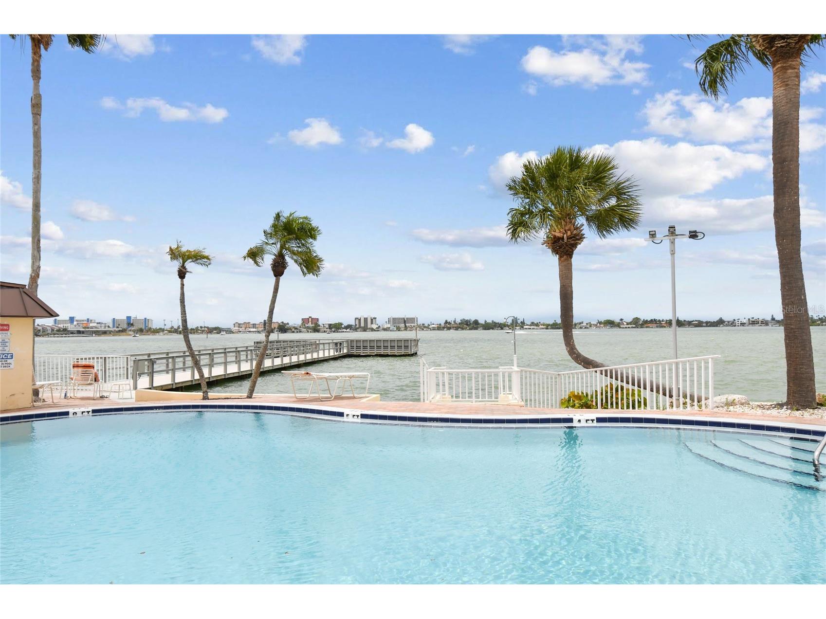 4575 Cove Circle #101 Saint Petersburg FL 33708 TB8528026 image71