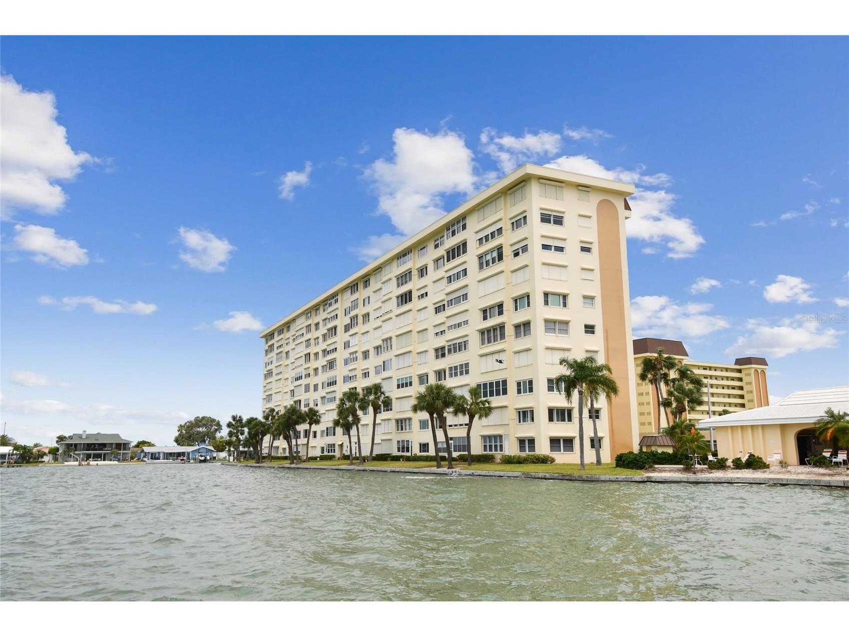 4575 Cove Circle #101 Saint Petersburg FL 33708 TB8528026 image75