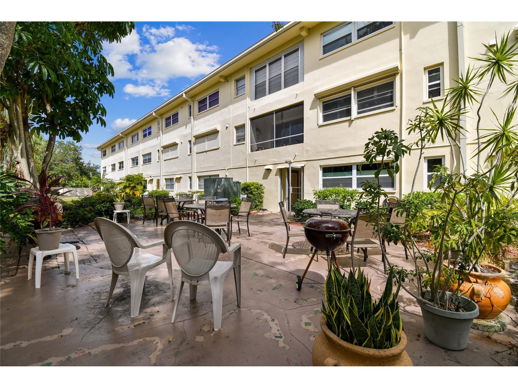 4575 Cove Circle #101 Saint Petersburg FL 33708 TB8528026 image86