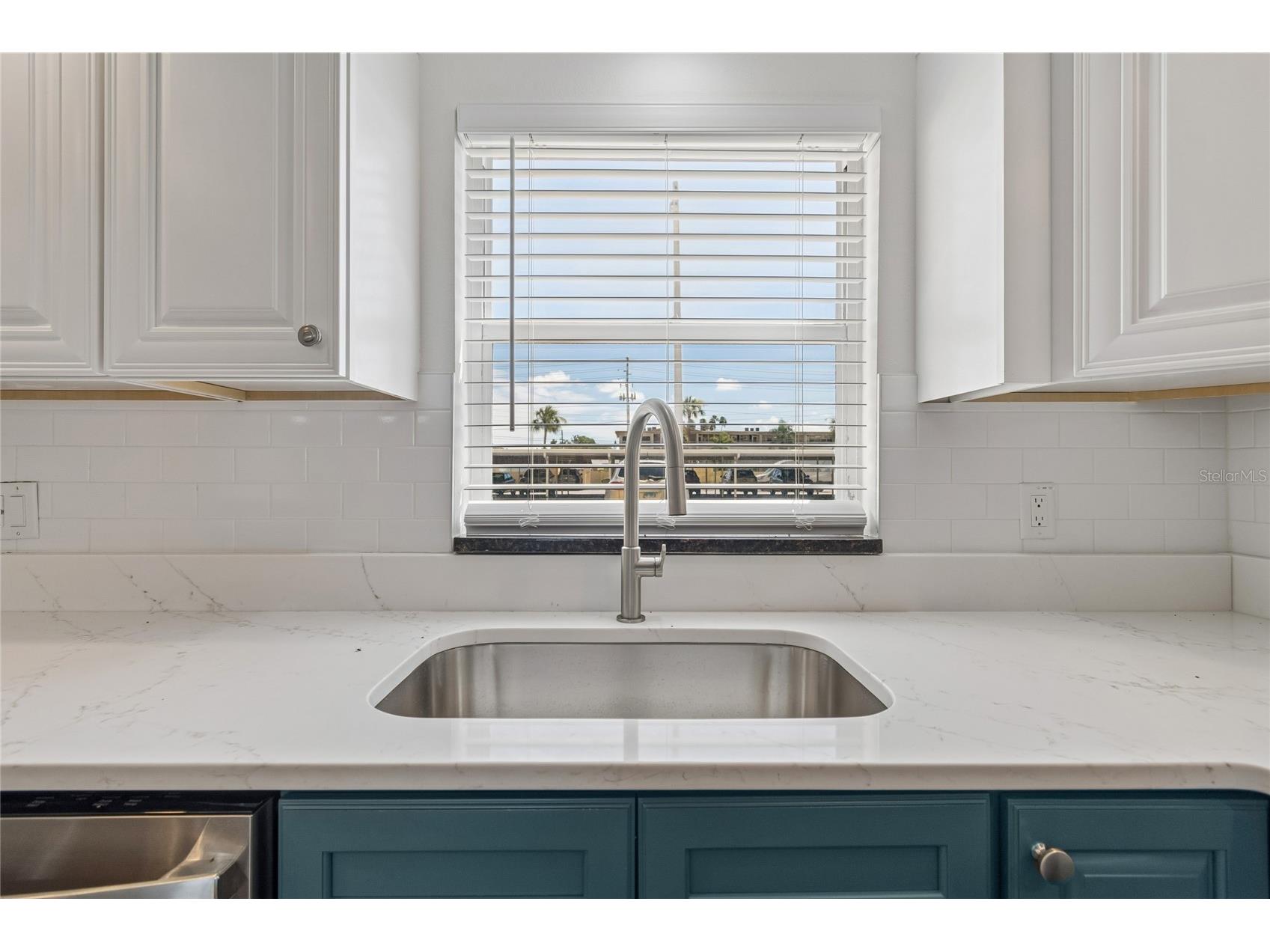 4575 Cove Circle #101 Saint Petersburg FL 33708 TB8528026 image9