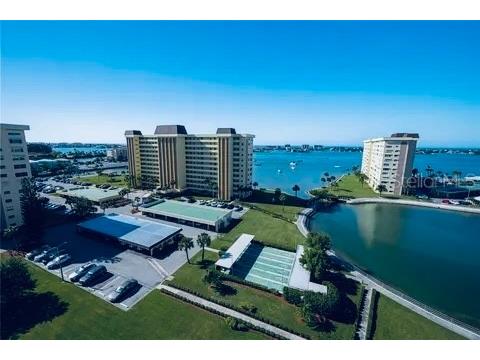 4575 Cove Circle #1105 Saint Petersburg FL 33708 TB8502812 image2