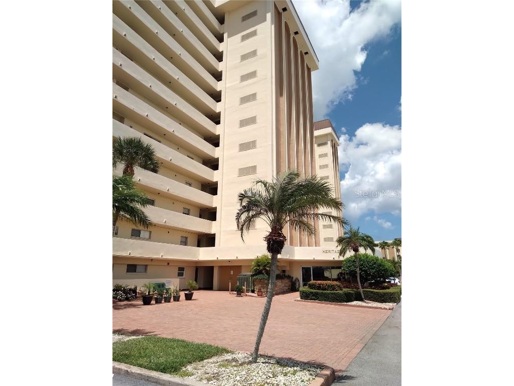 4575 Cove Circle #1109 Saint Petersburg FL 33708 U8193377 image1