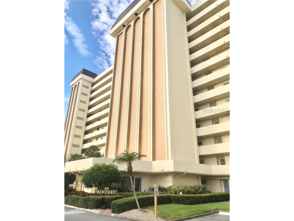 4575 Cove Circle #702 Saint Petersburg FL 33708 U8206837 image1