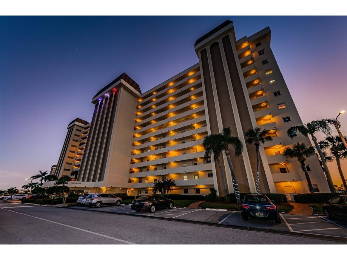 4575 Cove Circle #806 Saint Petersburg FL 33708 - BOCA CIEGA BAY TB8300117 image1