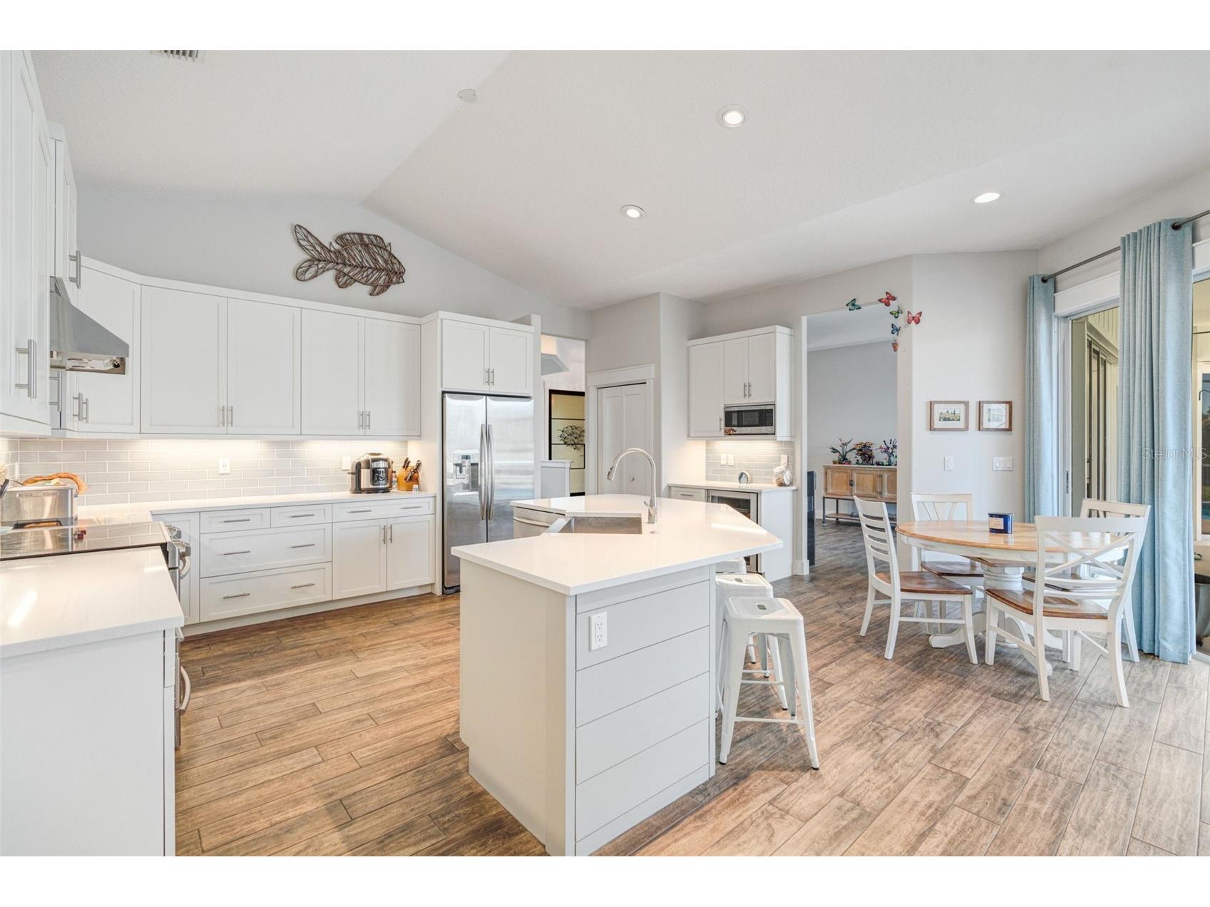 4575 Satinleaf Lane Sarasota FL 34241 A4676666 image10