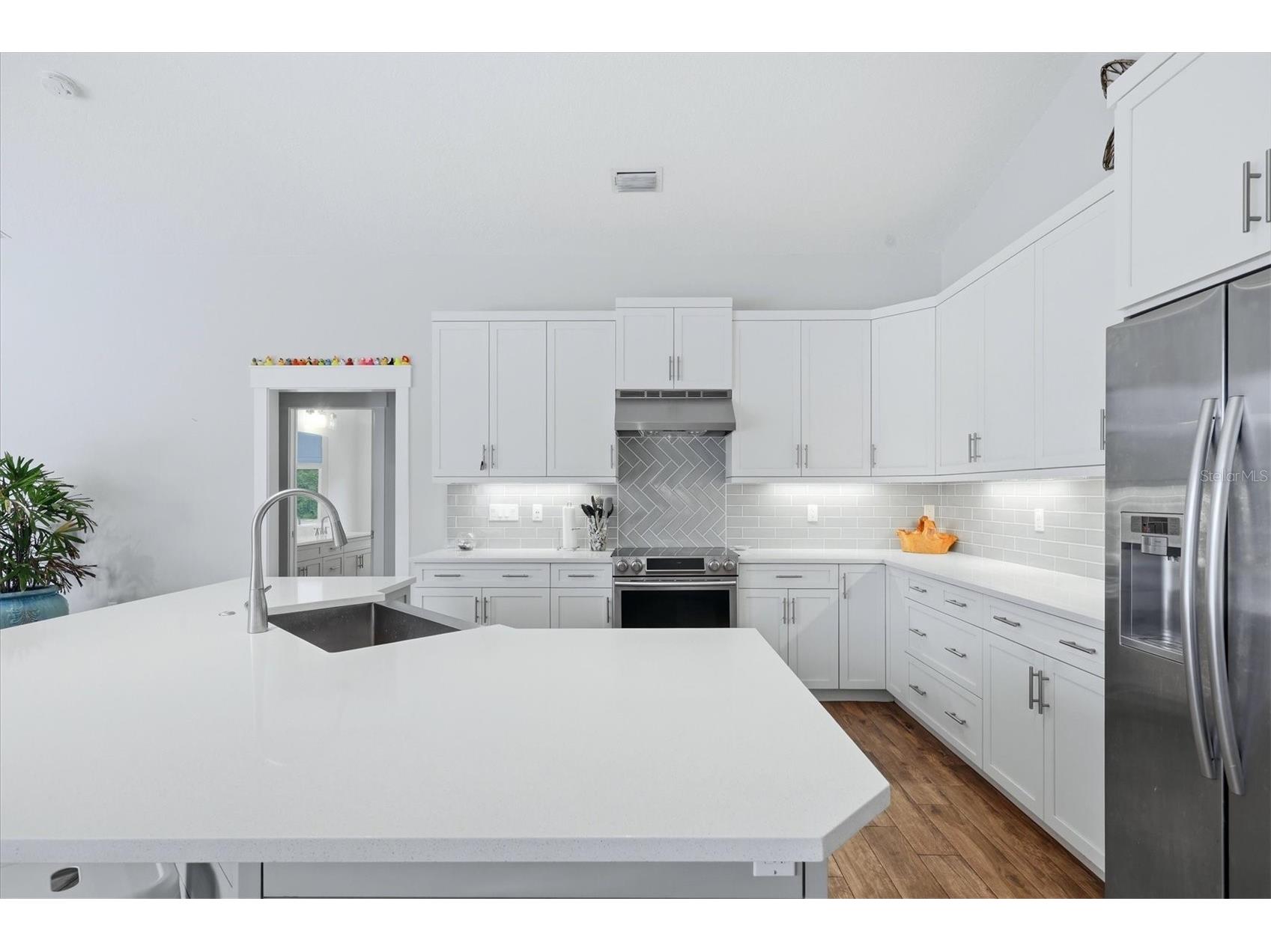 4575 Satinleaf Lane Sarasota FL 34241 A4697646 image16