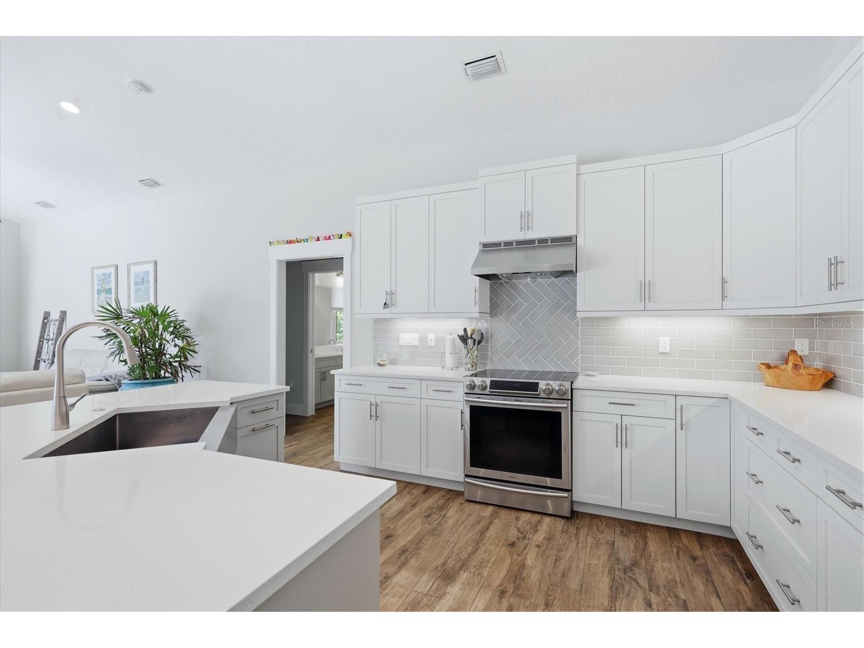 4575 Satinleaf Lane Sarasota FL 34241 A4697646 image17