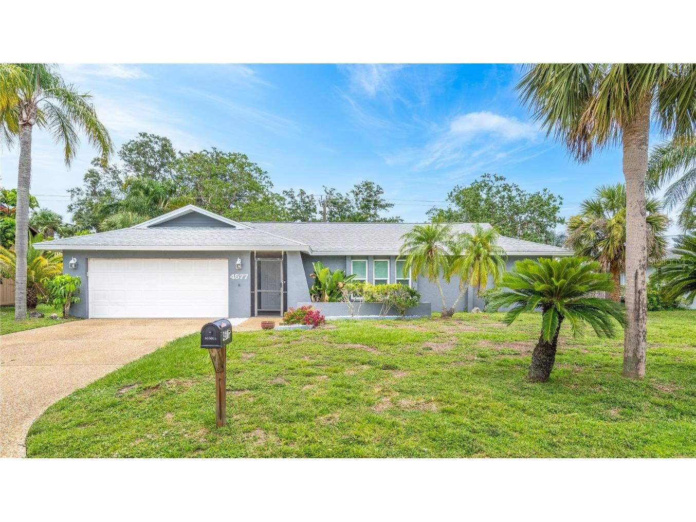 4577 Charing Cross Road Sarasota FL 34241 A4575071 image1