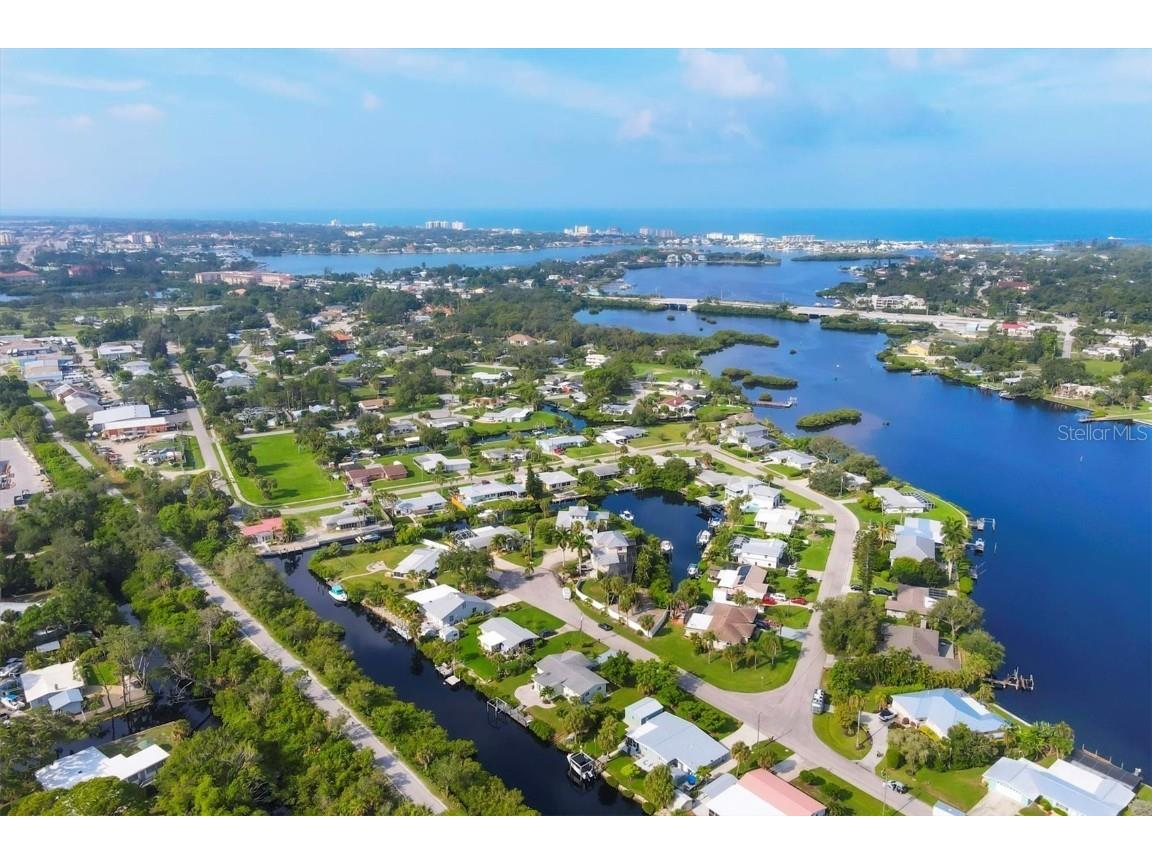 458 Ceil Court Nokomis FL 34275 N6139239 image1