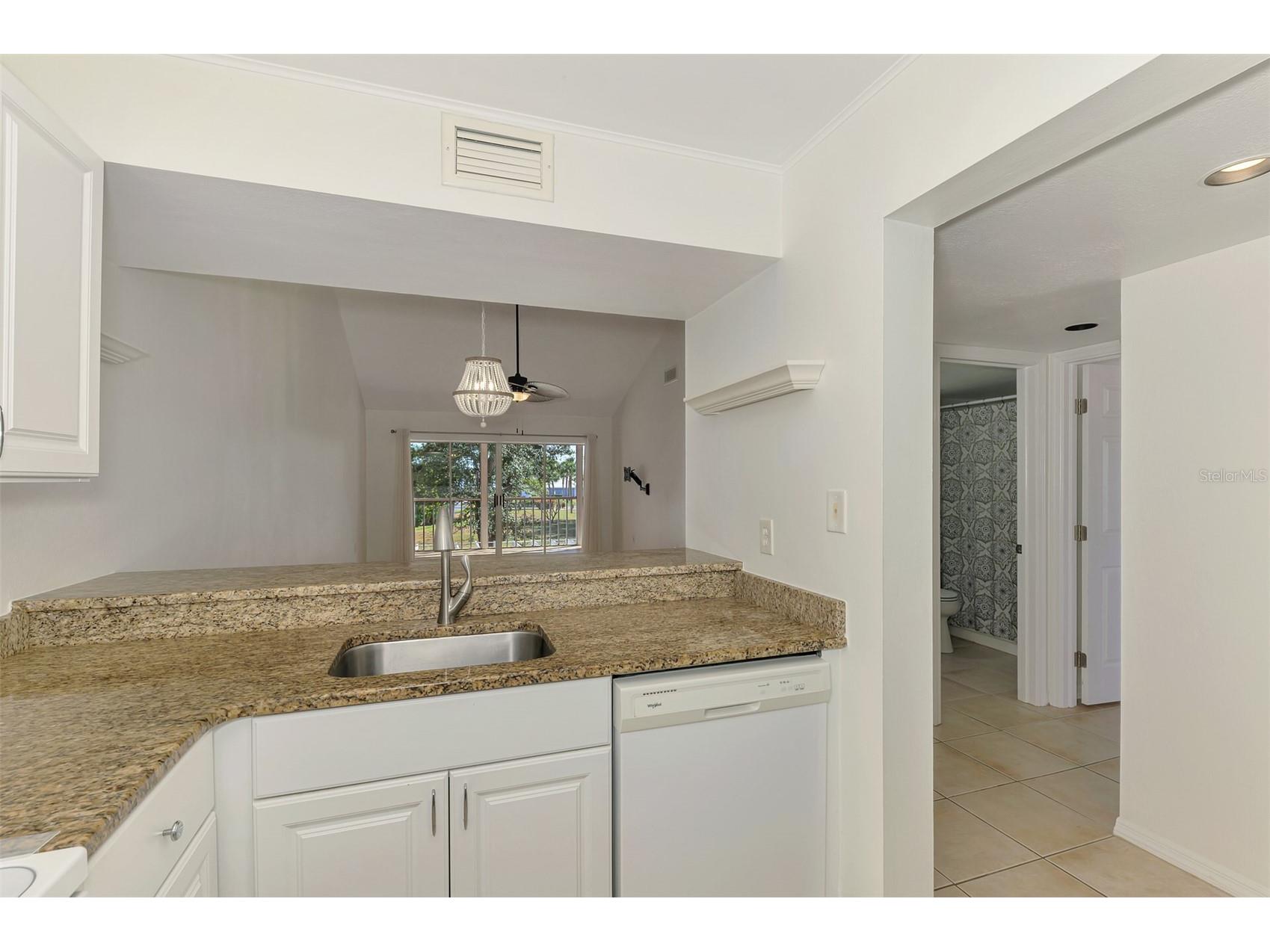 458 Cerromar Road #484 Venice FL 34293 A4683225 image5