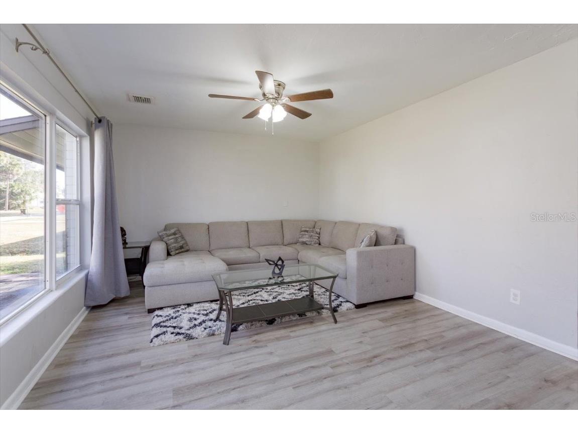 458 E University Avenue Orange City FL 32763 O6371536 image7