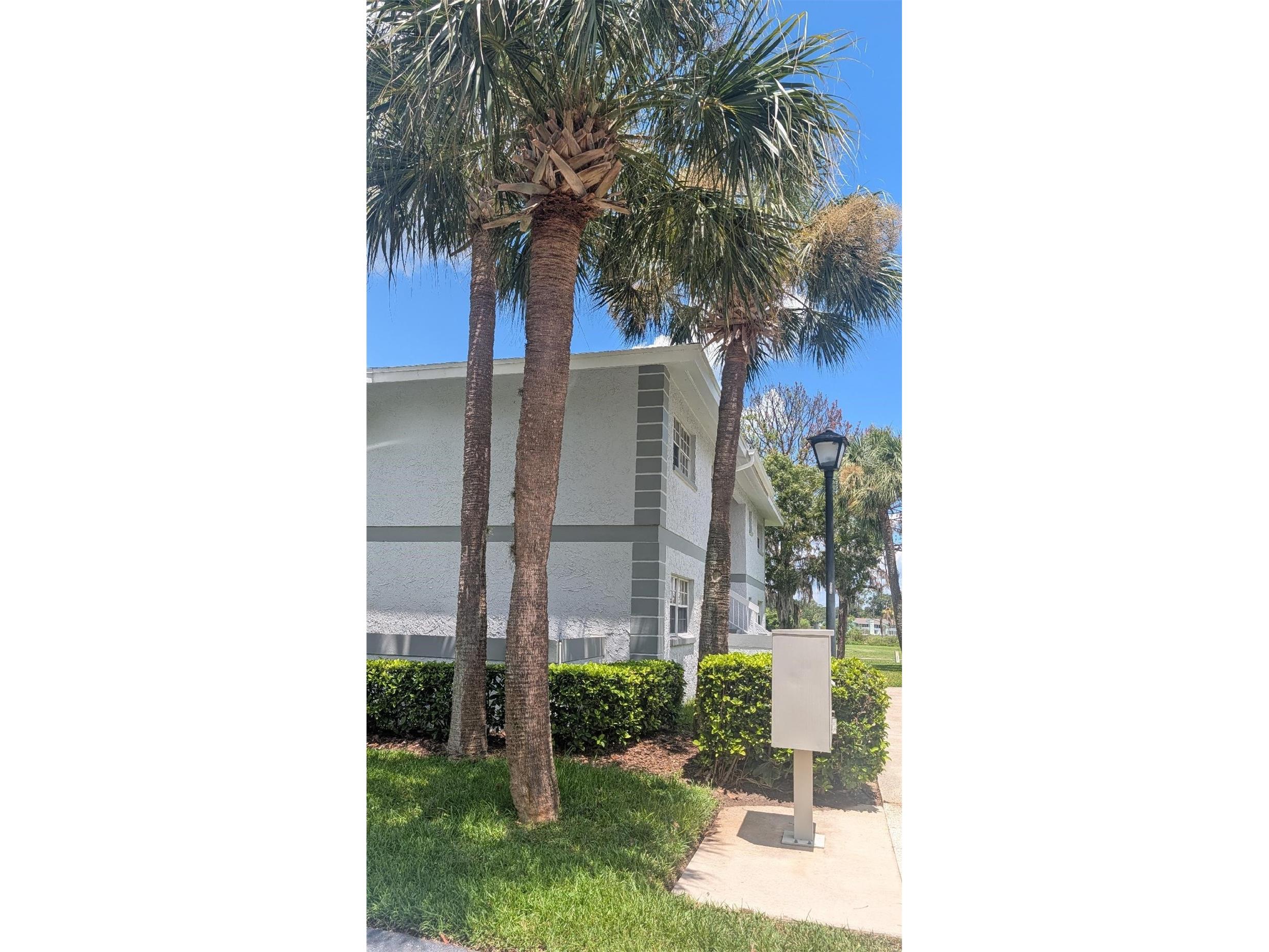 458 Fairways Circle #201 Ocala FL 34472 OM727867 image2