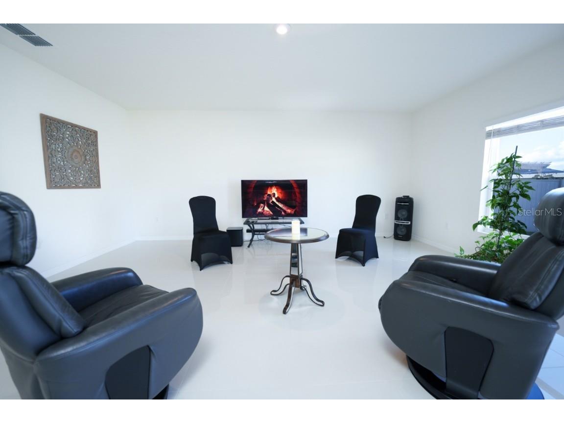 458 Hamlet Loop Davenport FL 33837 S5136833 image3