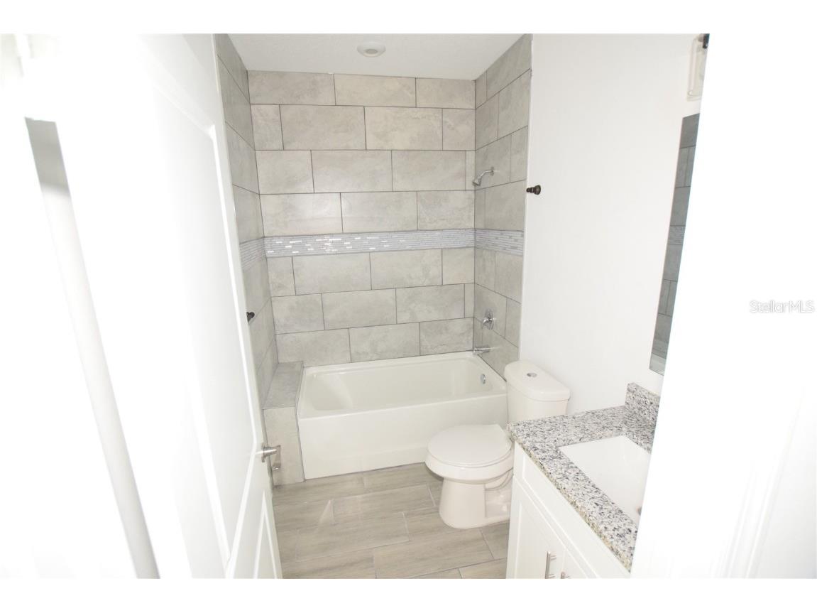 458 Lake Shore Parkway Davenport FL 33896 O6337258 image27