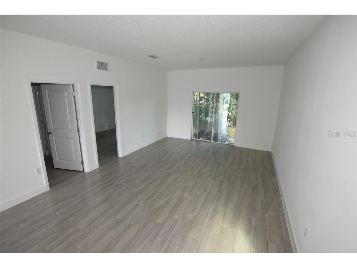 458 Lake Shore Parkway Davenport FL 33896 O6337258 image8