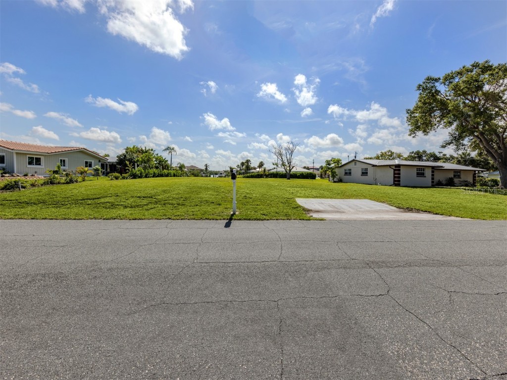 458 N Shore Drive Osprey FL 34229 - SOUTH CREEK N6139405 image2