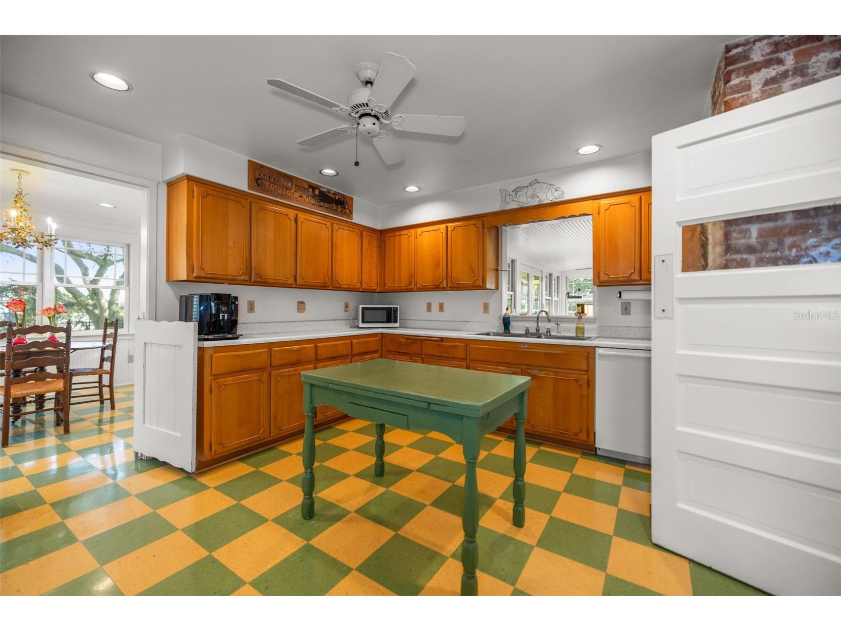 458 Scotland Street Dunedin FL 34698 TB8462310 image15