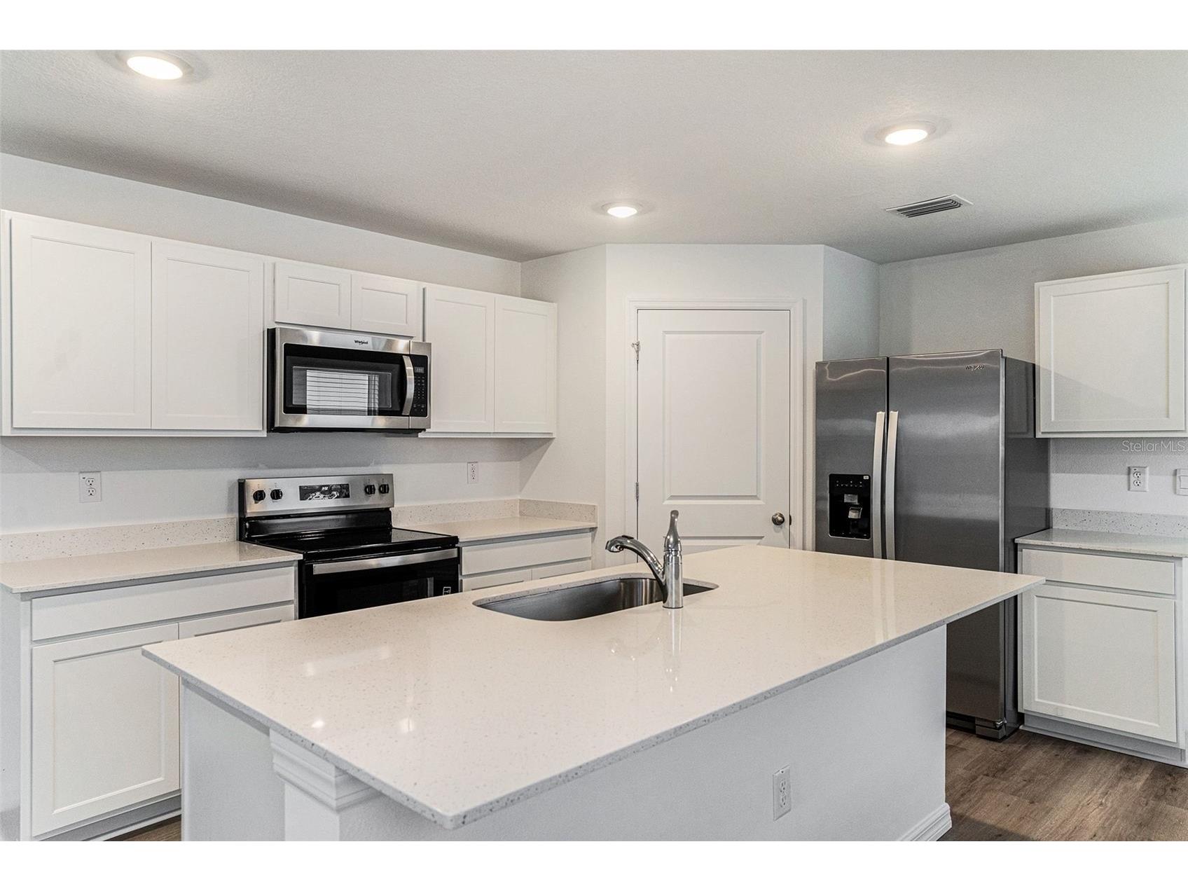 458 Warm Heron Place Ruskin FL 33570 TB8483109 image8