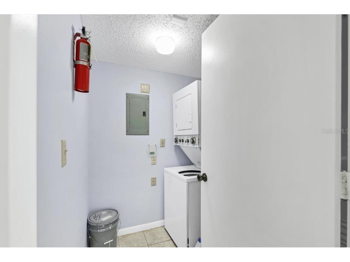 4580 Longwater #61 Sarasota FL 34235 A4673732 image21