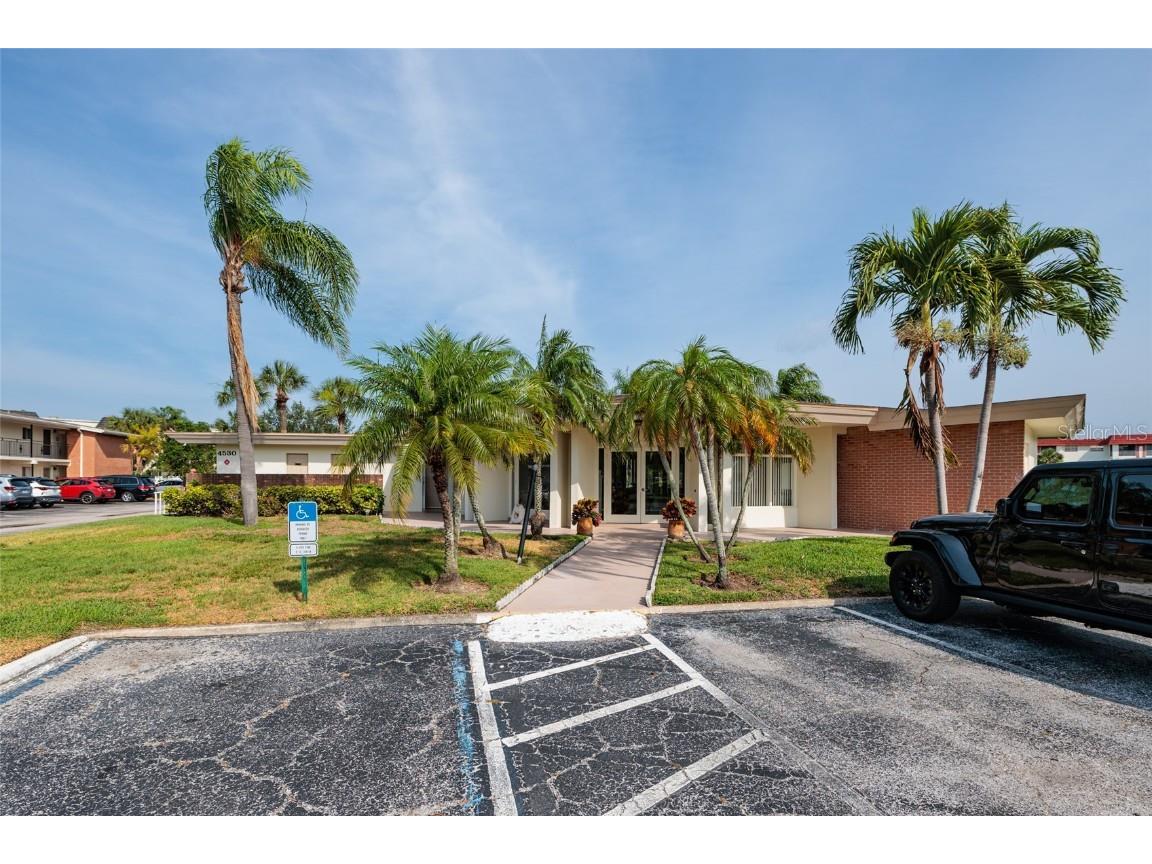 4580 Overlook Drive NE #190 Saint Petersburg FL 33703 TB8411198 image35