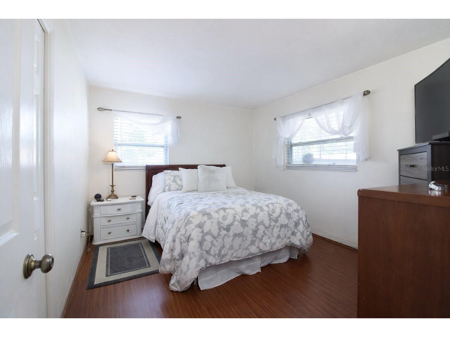 4581 21st Avenue N Saint Petersburg FL 33713 TB8503960 image11