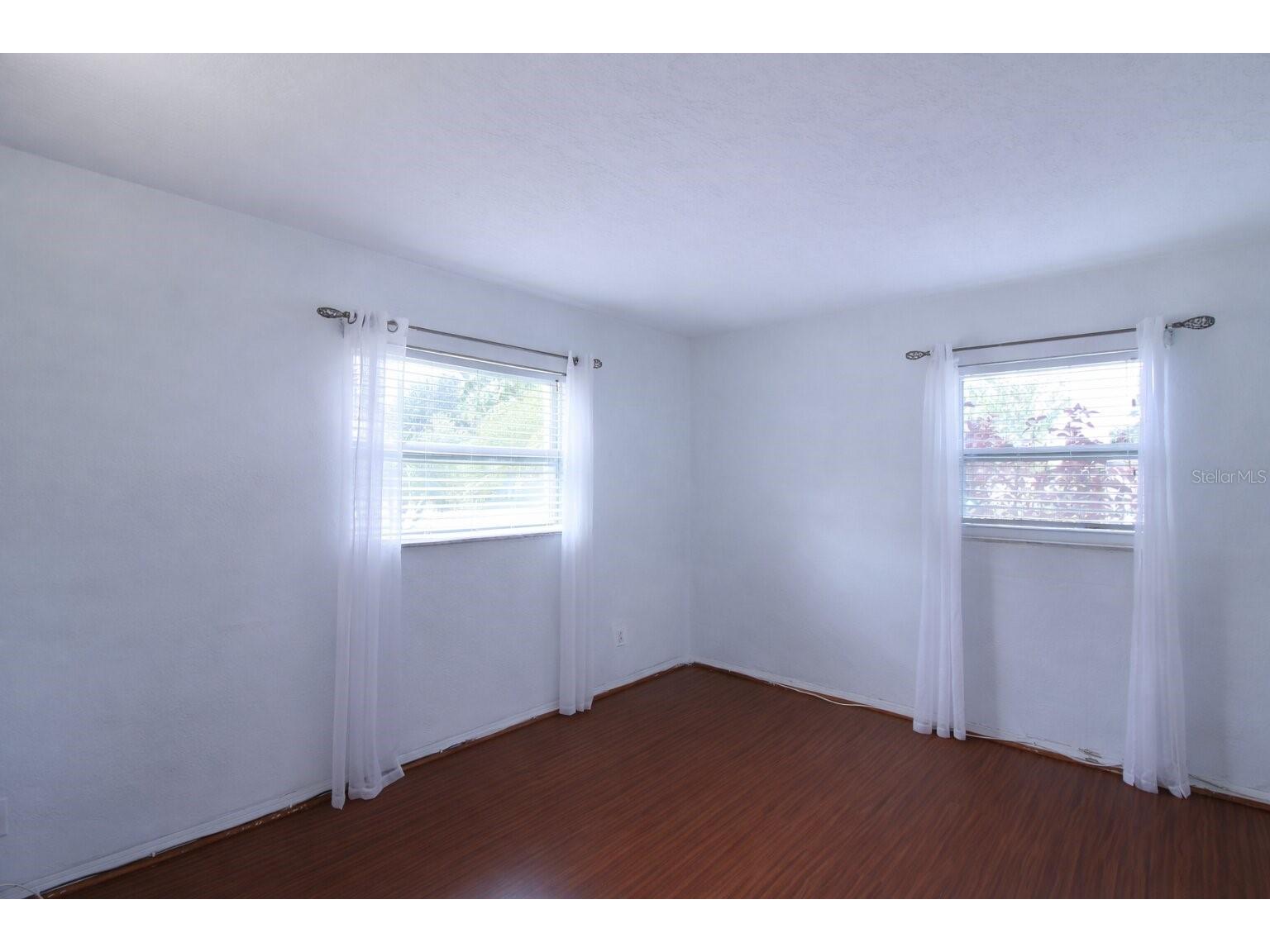 4581 21st Avenue N Saint Petersburg FL 33713 TB8503960 image16
