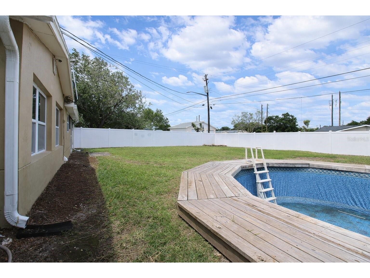 4581 21st Avenue N Saint Petersburg FL 33713 TB8503960 image24