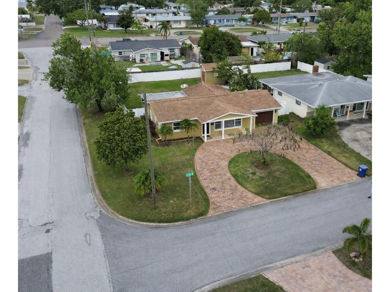 4581 21st Avenue N Saint Petersburg FL 33713 TB8503960 image26