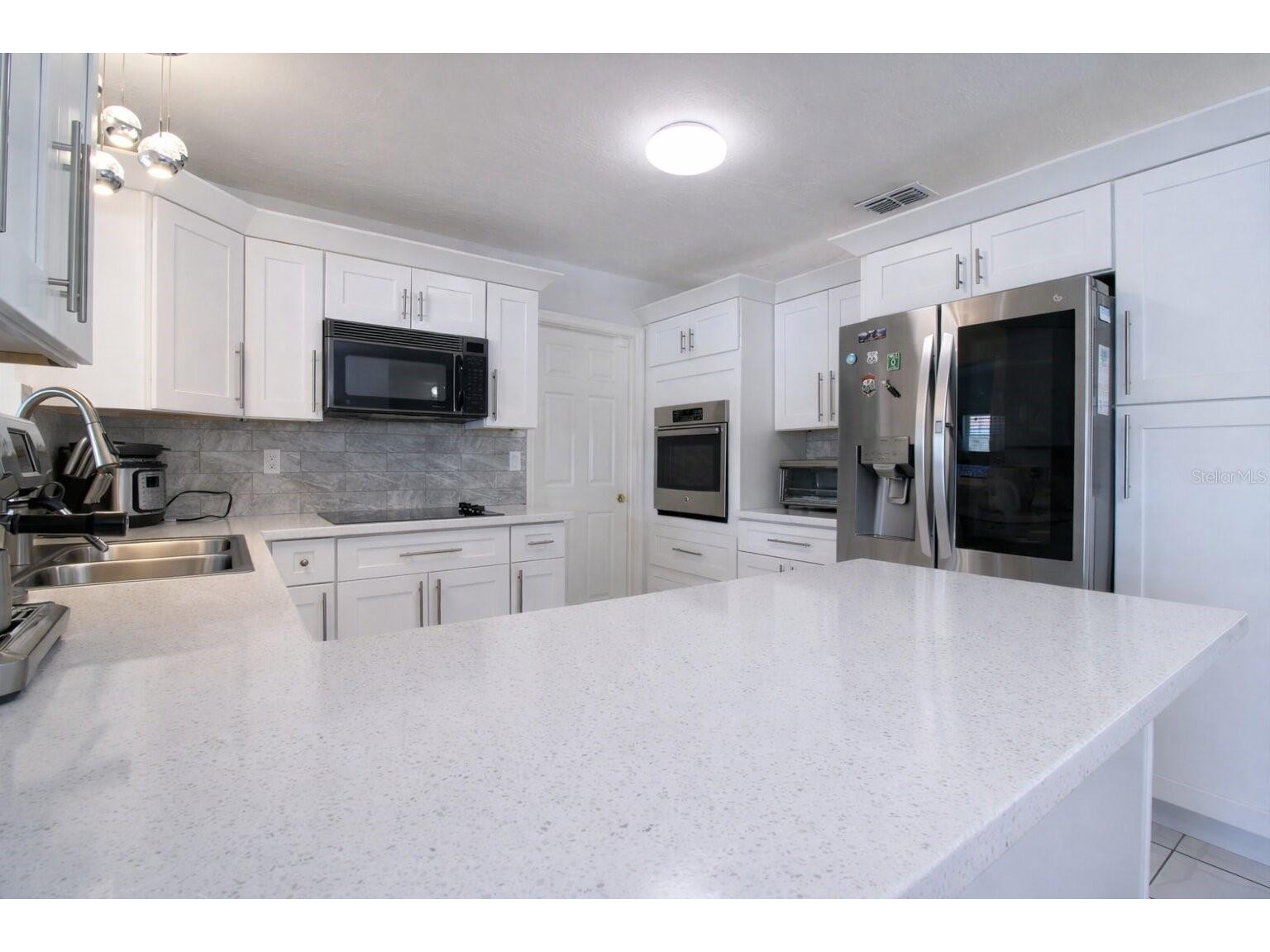 4581 21st Avenue N Saint Petersburg FL 33713 TB8503960 image4