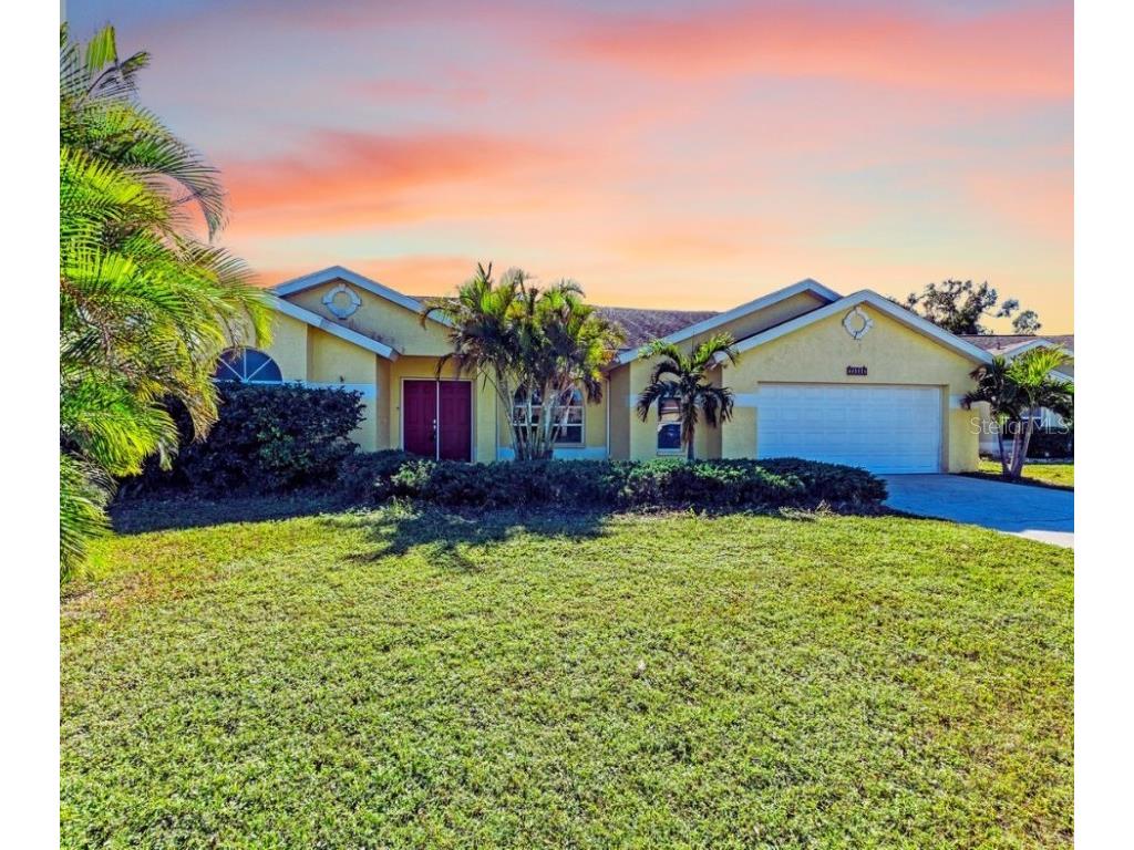 4581 E Dover Street Circle Bradenton FL 34203 A4636245 image1