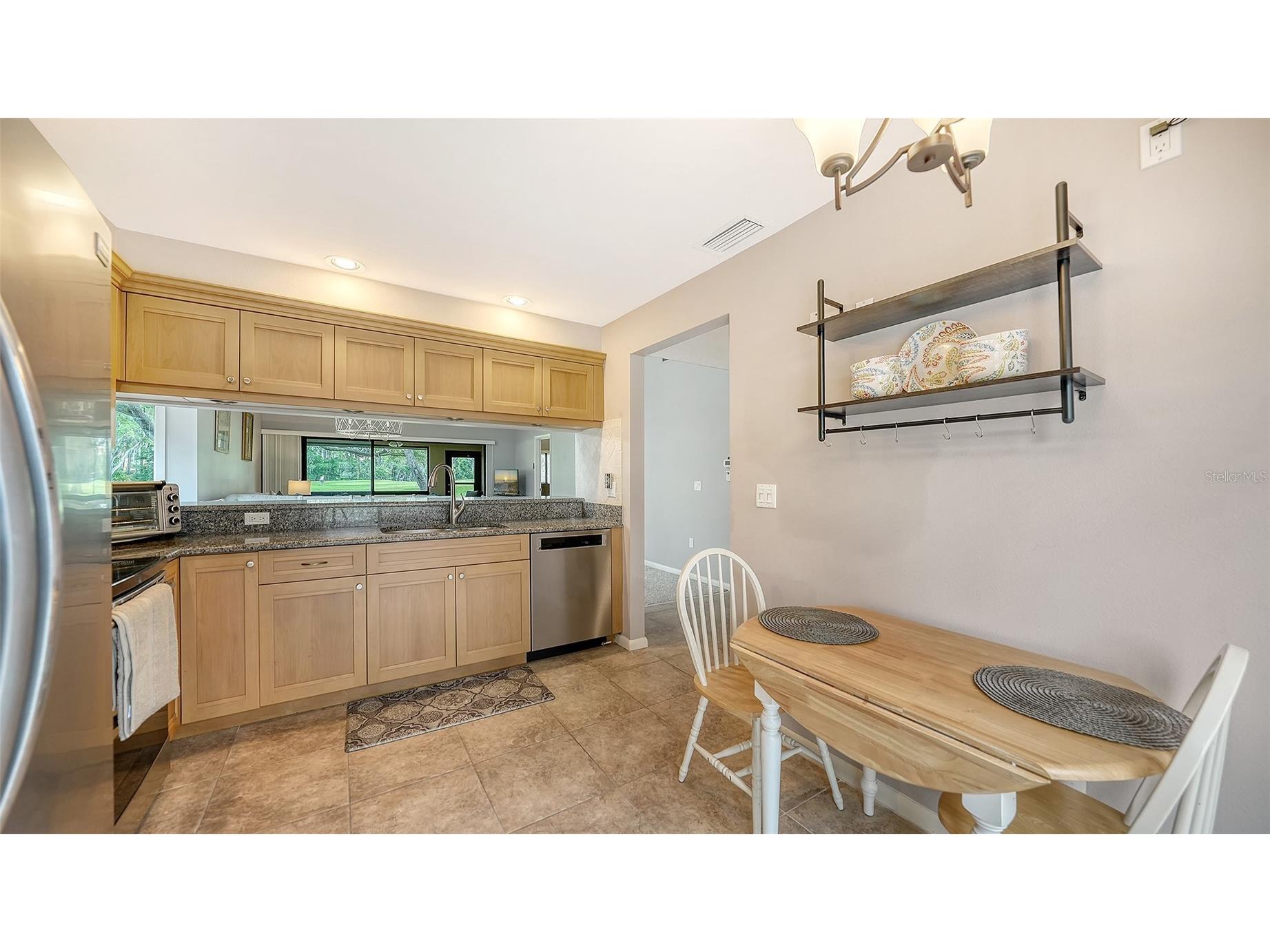 4581 Kingsmere #29 Sarasota FL 34235 A4692855 image17