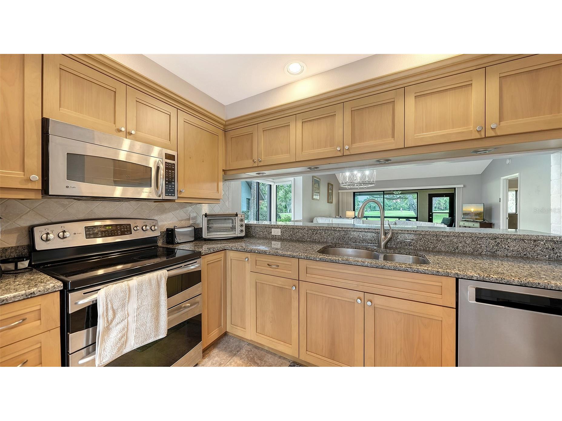 4581 Kingsmere #29 Sarasota FL 34235 A4692855 image19